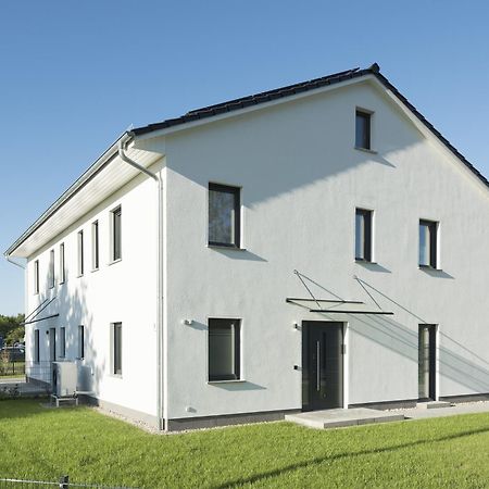 Bohnapartments Haus Zocheblick - 2 Kostenlose Parkplaetze - Sehr Ruhig - 4 Schlafzimmer - Neubau - Vollausstattung - Wlan Hoppegarten Extérieur photo