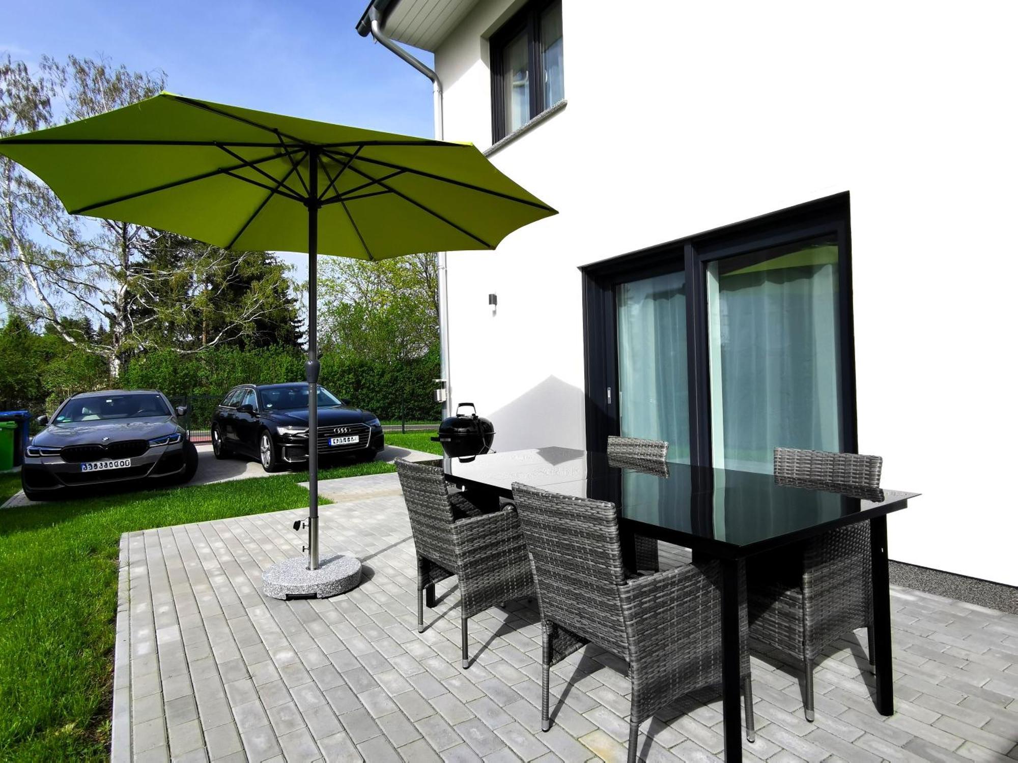 Bohnapartments Haus Zocheblick - 2 Kostenlose Parkplaetze - Sehr Ruhig - 4 Schlafzimmer - Neubau - Vollausstattung - Wlan Hoppegarten Extérieur photo